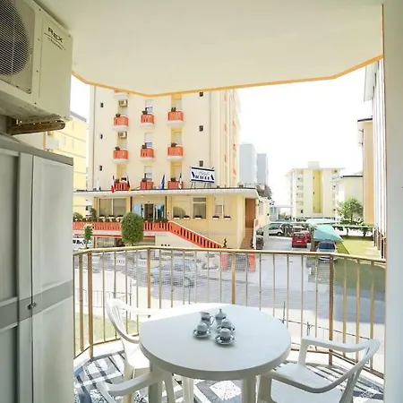 Giuliana דירה ביביונה